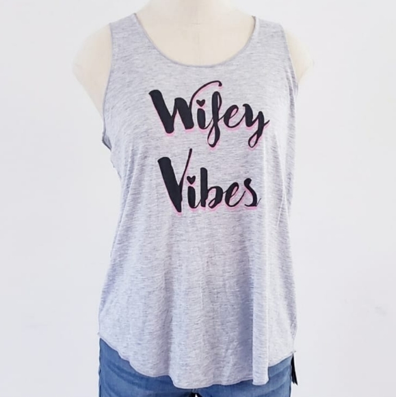 Love & cherish tank top - Picture 2 of 3